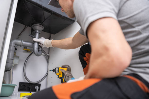 Best Emergency Plumber  in Carthage, IL